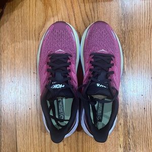 Hoka Clifton 8